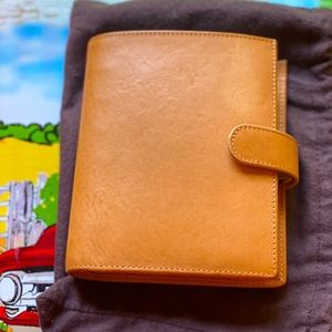 Gillio undyed pocket planner with Gillio pen